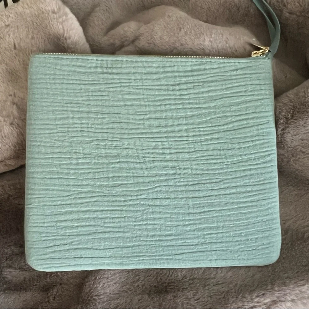 Chloé large green pouch makeup bag NIB - Picture 2 of 9